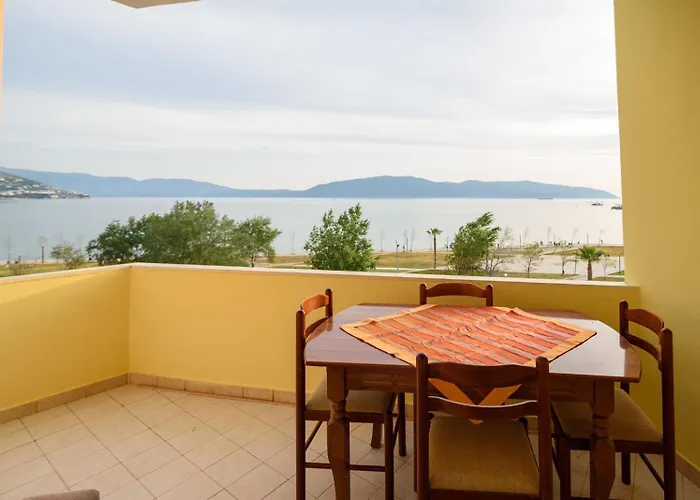 Enjoy Summer * Vlorë
