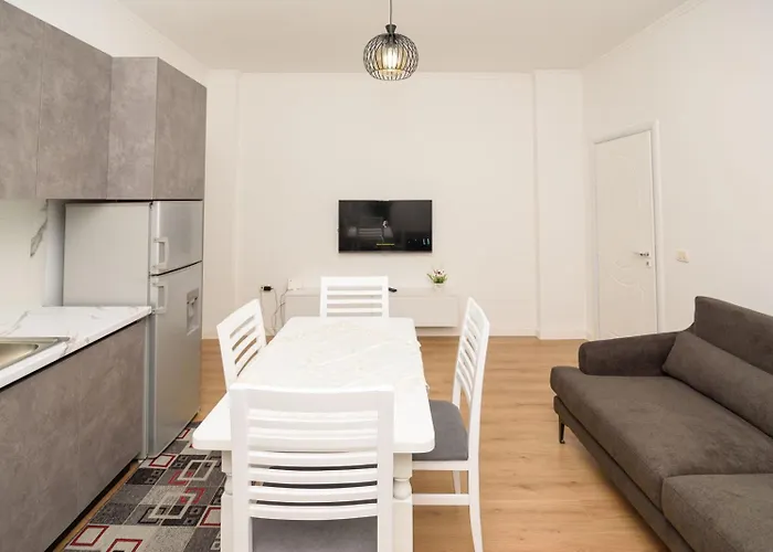 Enjoy Summer Apartment Vlorë
